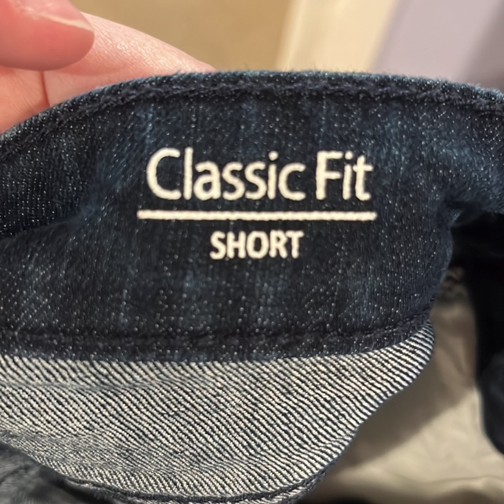 Shorts - Picture 4 of 4